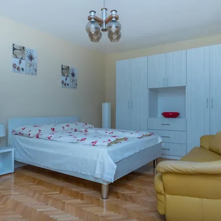 Apartment Nadia